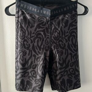 Black leopard bike shorts